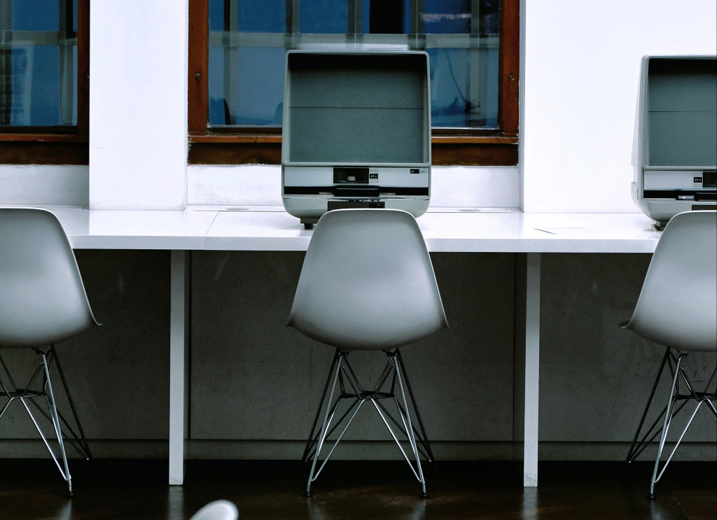 marcus-loke-MFSAETSrcLY-unsplash